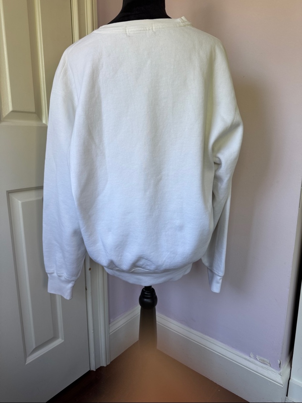 Polo Ralph Lauren White Sweatshirt with Navy Logo Tag - Picture 4 of 6